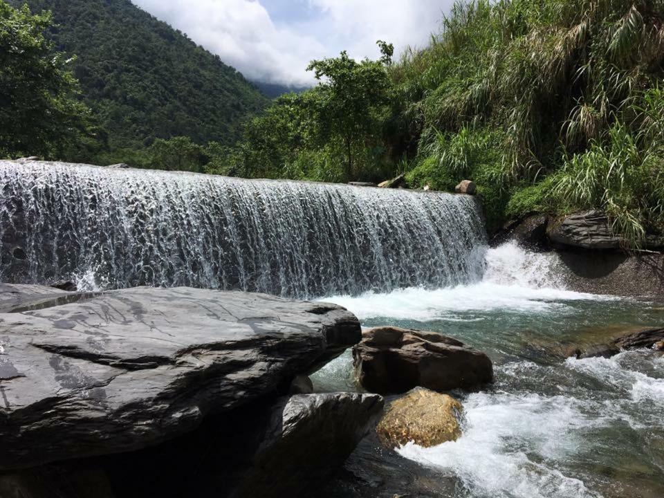 Dongguang Zhixing Homestay Yuchi Bagian luar foto